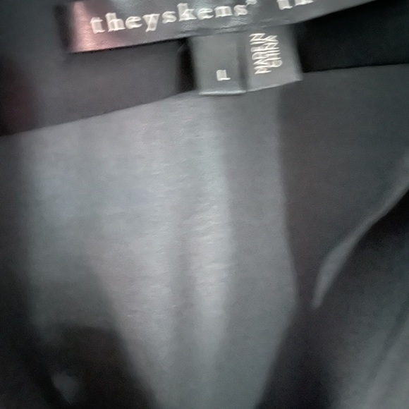 New theyskens theory blouse - Picture 2 of 3